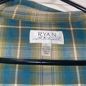 Large 55% silk 45 % cotton men’s plaid long sleeve shirt